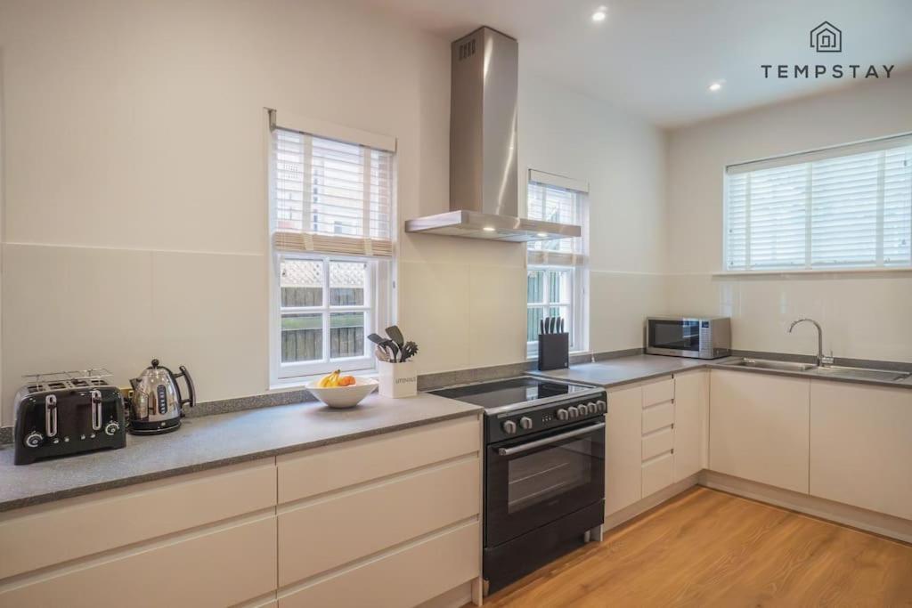 The Long Walk: 3Bed & Garden Villa Windsor Ngoại thất bức ảnh